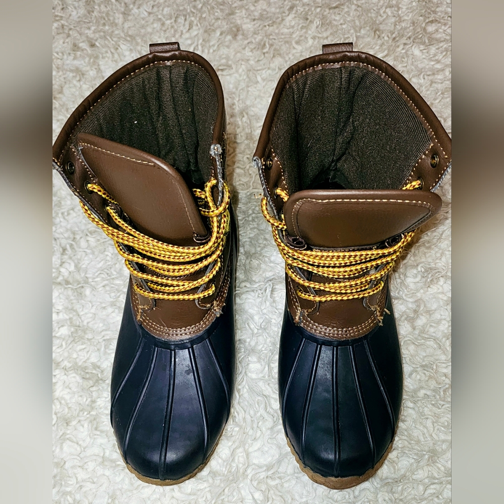 Two toned rain/snow duck boots, brown & blue, size 10